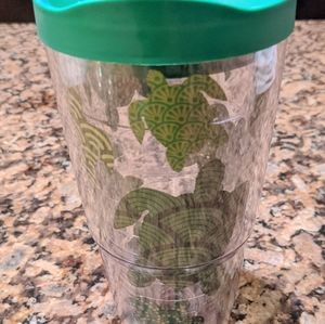 24oz Sea Turtle Tervis Tumbler with Lid